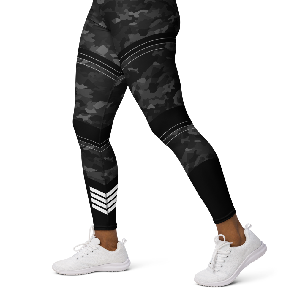 Women's Warsaken® Leggings : Rank : Black Camo